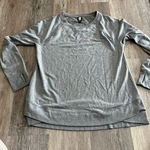 Ideology womens size L long sleeve terry cloth pull over with thumb holes